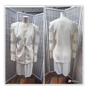 Perceptions, Skirt suit, vintage wedding, Size 8.: